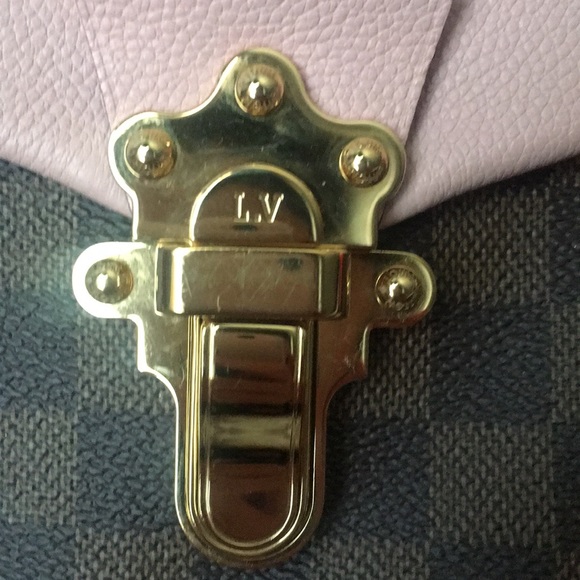 JS: Louis Vuitton Clapton Magnolia Backpack - Picture 2 of 8